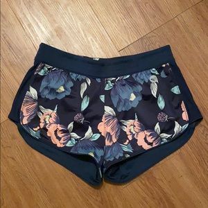 Roxy beach short